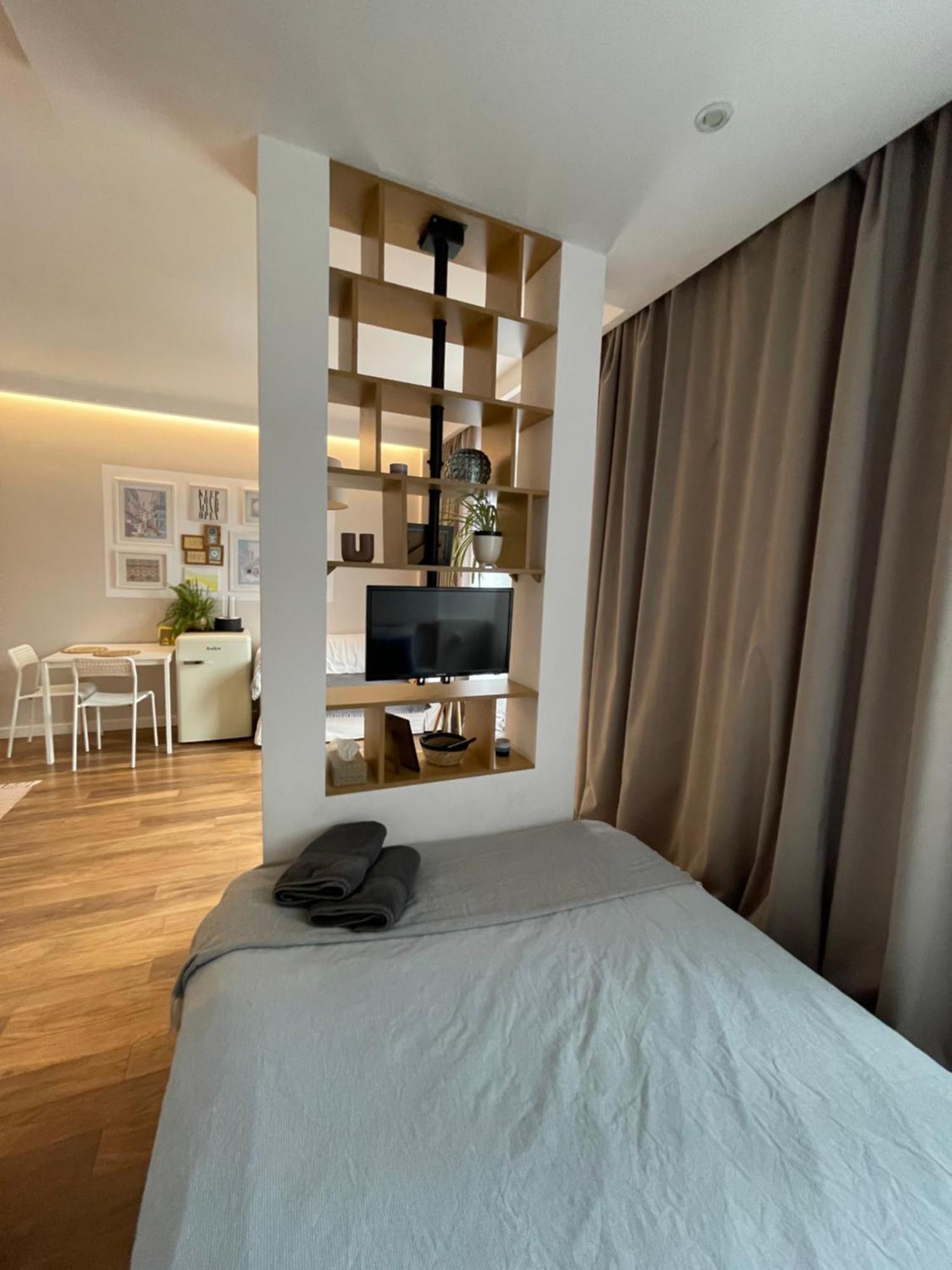 Studio W Centrum Warszawy Ulica Chmielna - 500M Od Dworca Centralnego - By Good Sleeping Varsovia Exterior foto