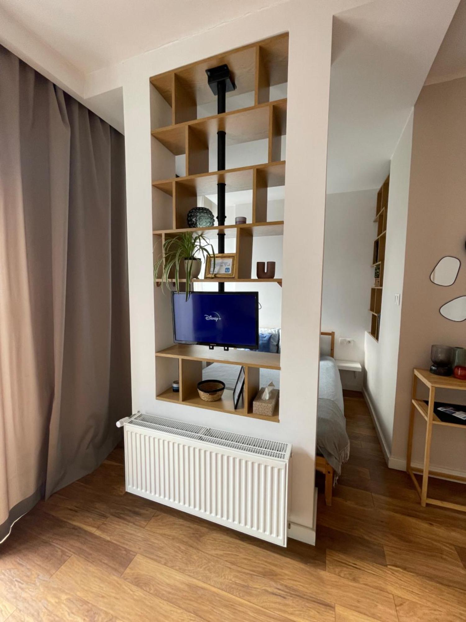 Studio W Centrum Warszawy Ulica Chmielna - 500M Od Dworca Centralnego - By Good Sleeping Varsovia Exterior foto